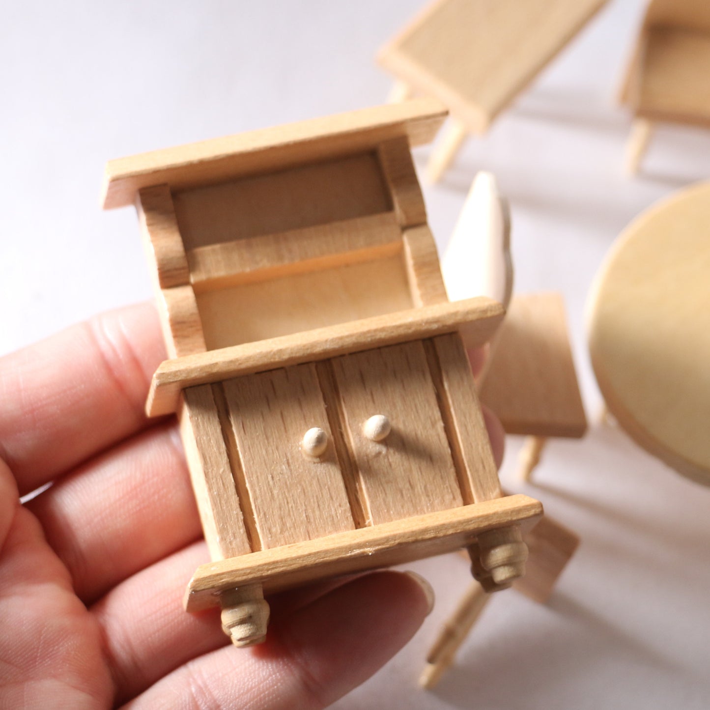 1/12 Wooden Dollhouse Furniture Set, Miniature Table Chair Bed Piano Cupboard, OB11 BJD Action Figure Photo Props, Micro Scenery Diorama