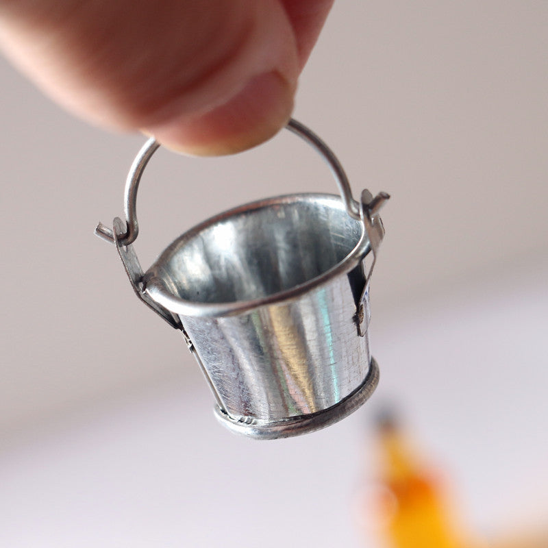 1/12 Dollhouse Miniature Wine Ice Bucket Set, Tiny Metal Pail Beer Bottle Toy, Micro Bar Club Outdoor Garden Drink Scene OB11 Accessory